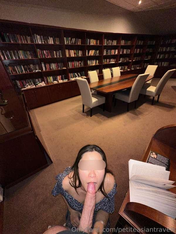 I’m such a naughty slut!
