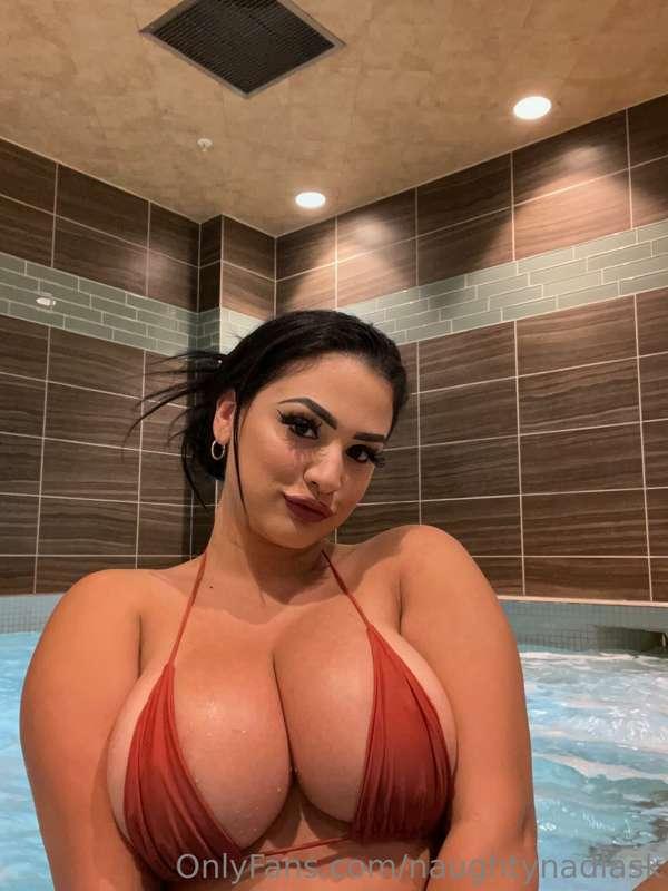 You walk in the hot tub at the hotel and you see me like thi..