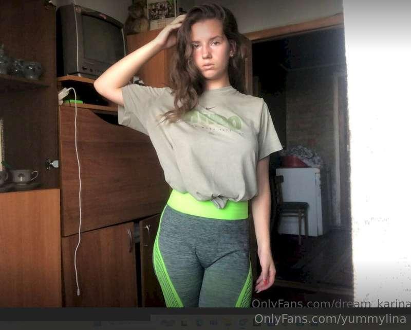 @klarochkaMy fetish will make YOU crazy! You’re one click aw..
