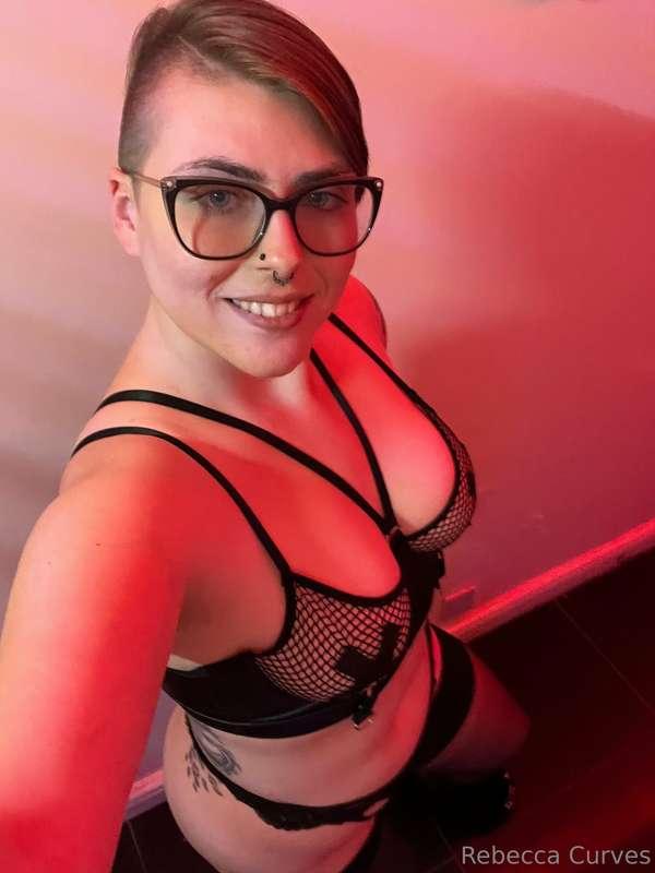 I’m getting excited 😄 Fridays my fun day fucking strangers a..