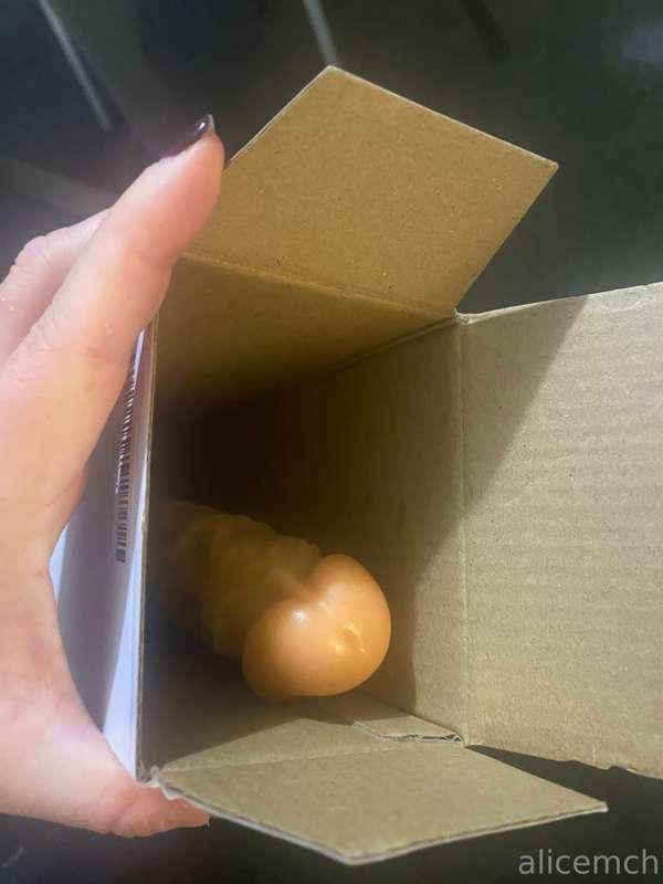 It’s my dick in a box 📦 🍆