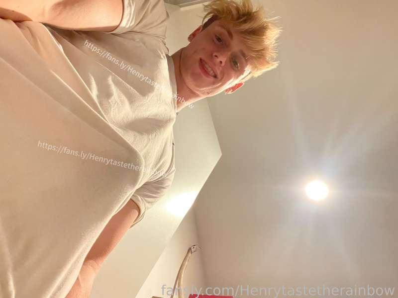 henrytastetherainbow image #2