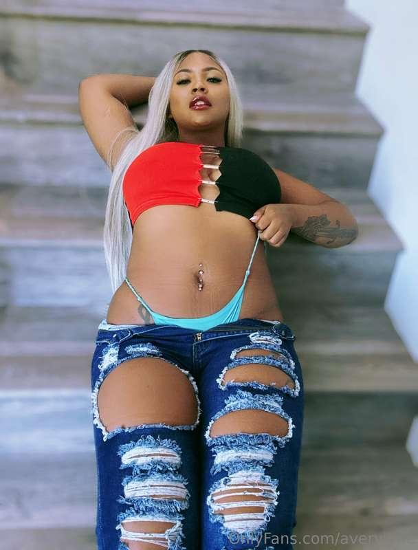 Be a good boy and serve me well 🥵