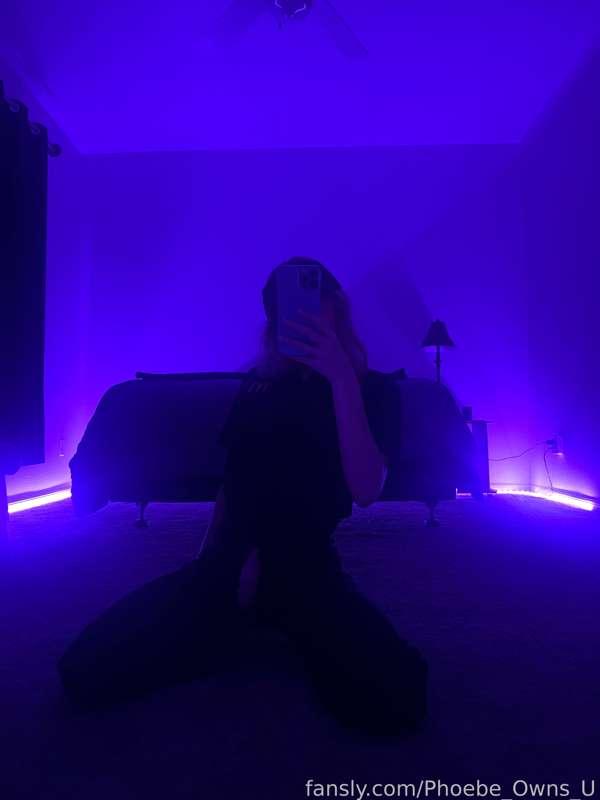 phoebe_owns_u image #1