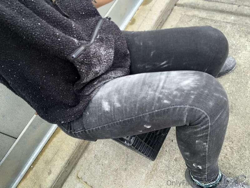 I got pancake mix all over me at work the other day 😂