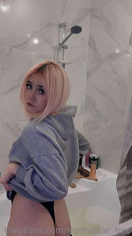 Will you take a bath with me?💖🔥