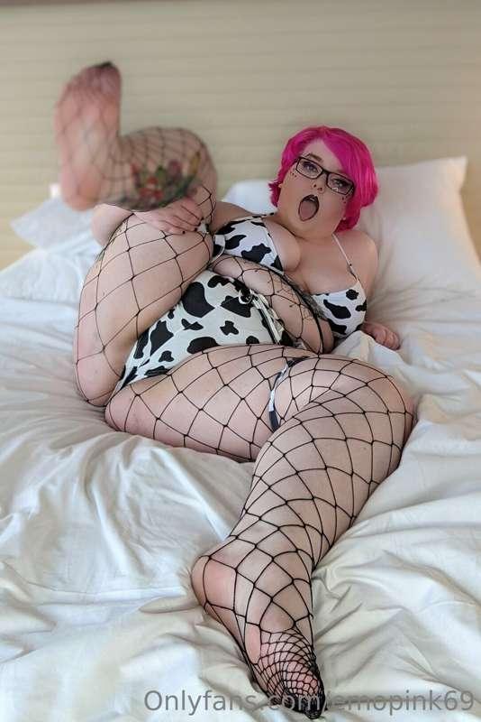 💕Like this post to show me love!💕
