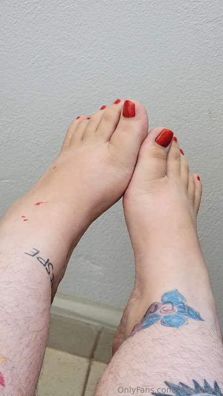 Messy red toenails ~