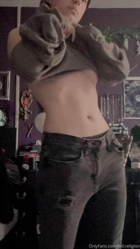 Good morning~ I’m finally getting my bridge repierced today!..