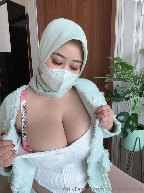 bbwmuslimdalia image #0