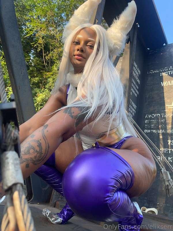 can i have sit?? but on your fac-- ꉂ(˵˃ ᗜ ˂˵)