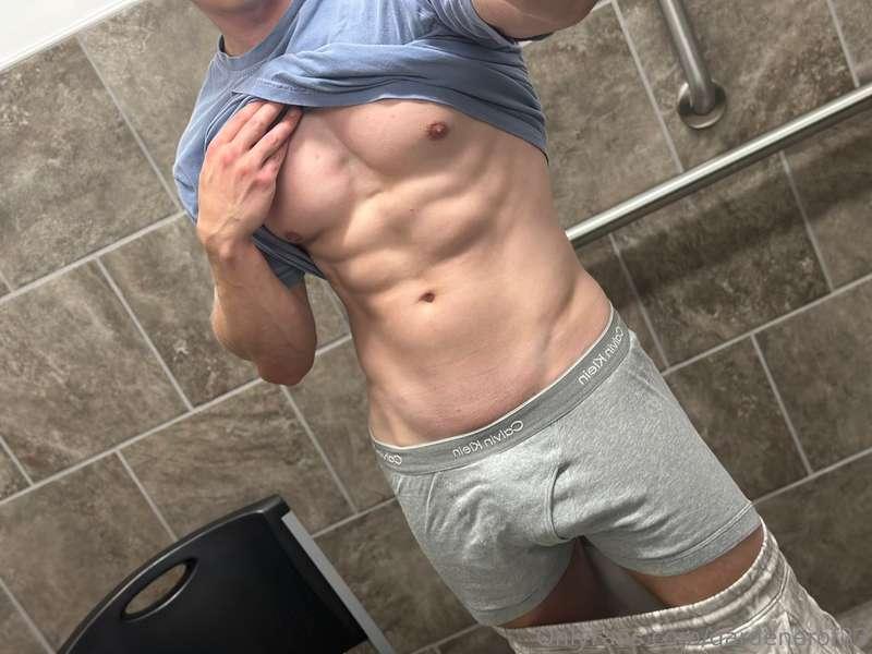 gardenerof23 image #0