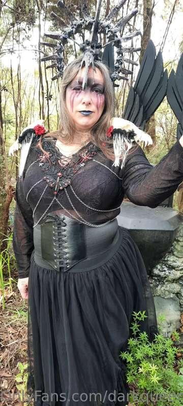 darkqueenofcrows image #2