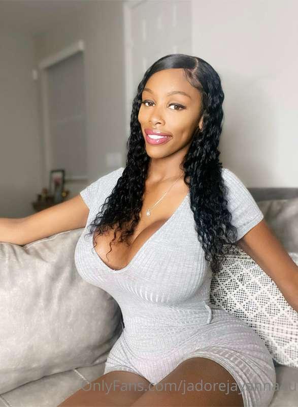 Happy Saturday’s my love . Whose gonna be my boyfriend of th..