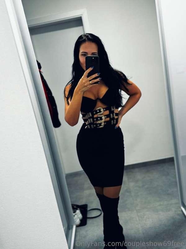 Follow my 🔥VIP🔥 @coupleshow69 
https://onlyfans.com/couplesh..