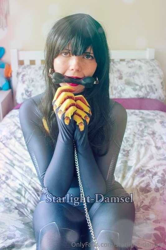 Treating you with a second Batgirl set today 😘