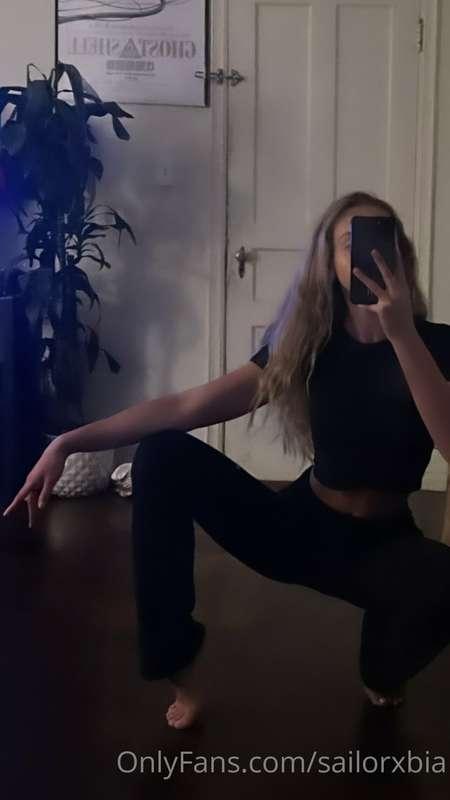 Here are my flexible dancer feet. you’re welcome