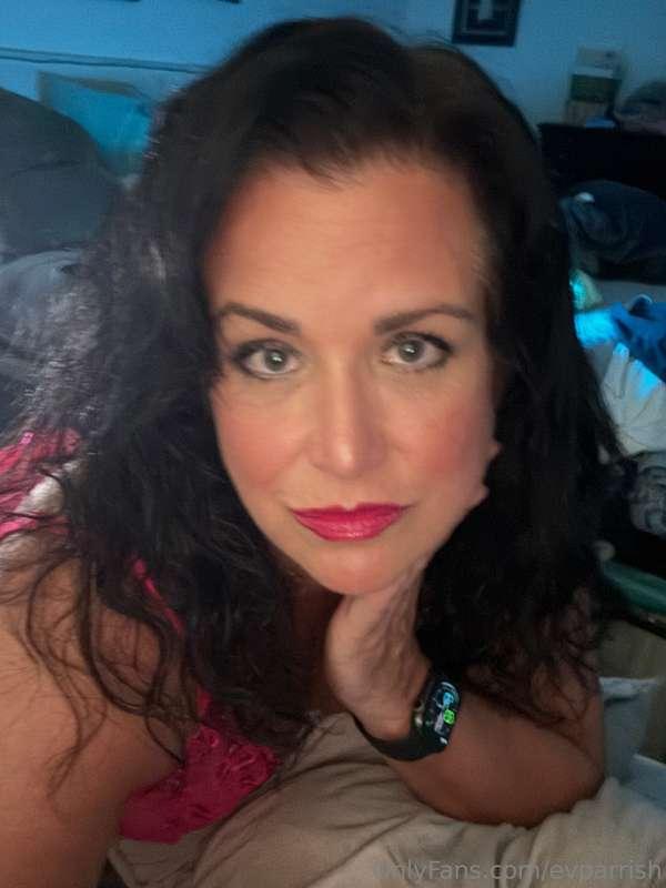 Y’all dont forget to check your DMs for my latest video! 11 ..