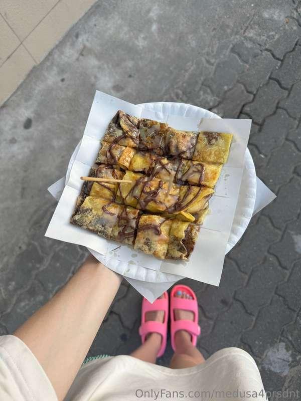 When i was in Thailand, i tried the local food, and it was i..