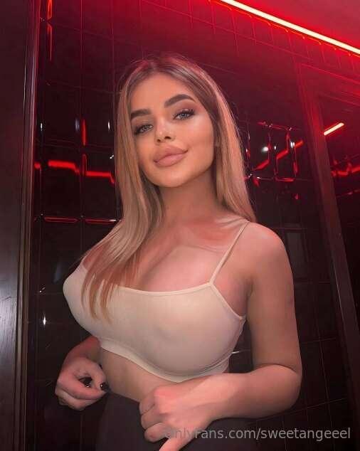 *LIVE SEXTING*
Cutie 😇@perssian_baby🟢ONLINE NOW🟢
You won't r..