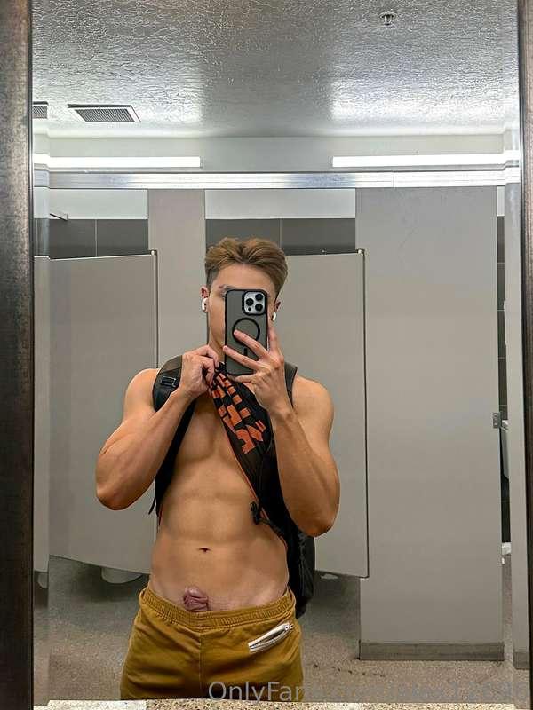 Gym fit today 🙈