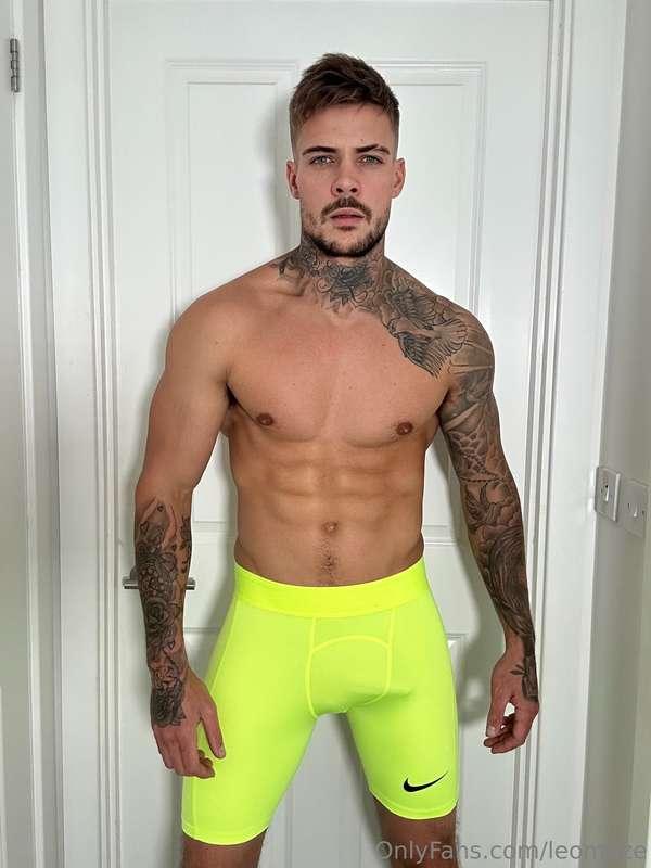 Want more LEO head over to his solo... @exclusiveleo1 to 1 C..