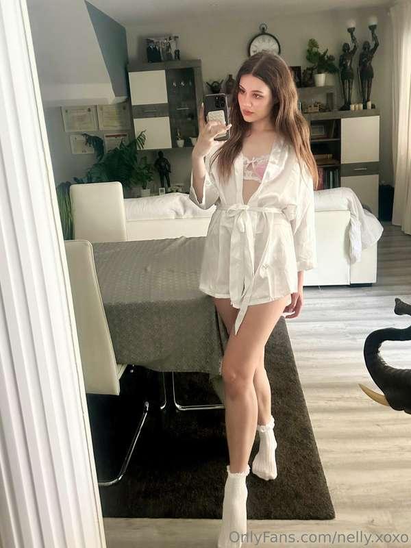 staying at home today 💗