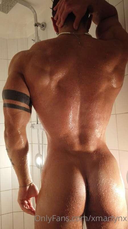 Shower with me?😈