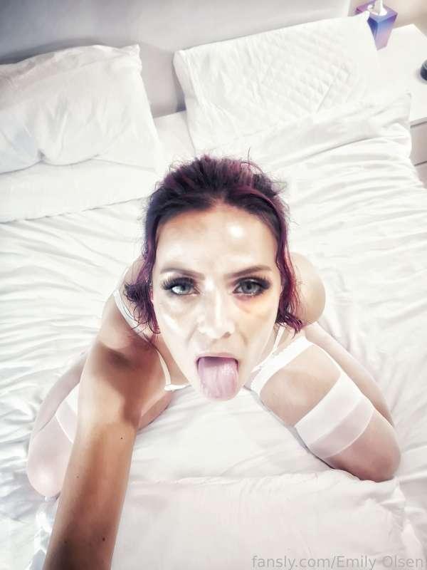 emilyolsen image #1