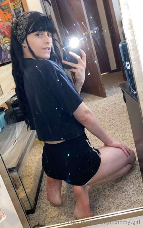 dommymommytgirl image #1