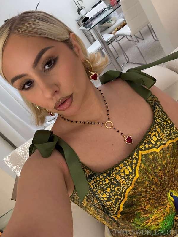 Too hot to handle🔥