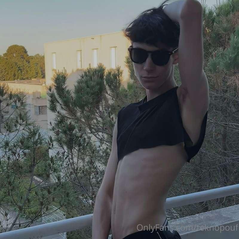 Hiii