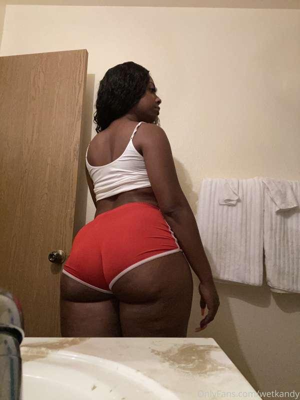 Join my paid fanpage to see me take this off 🍑@edithmarieg o..