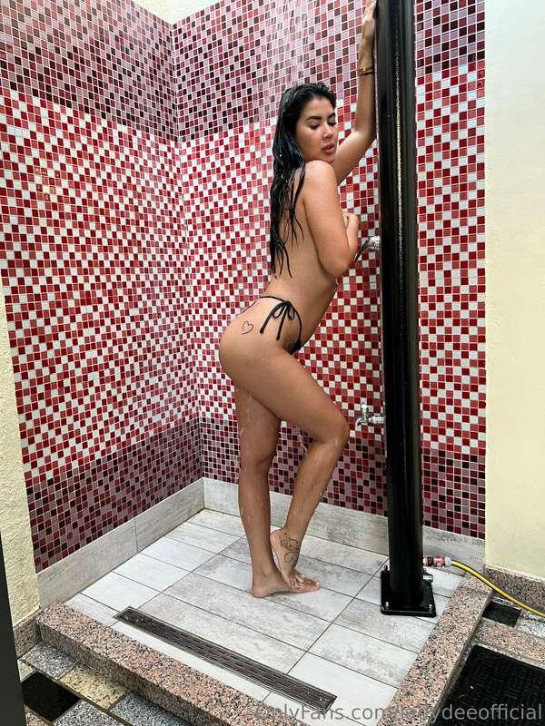 Let's have a shower together 💦