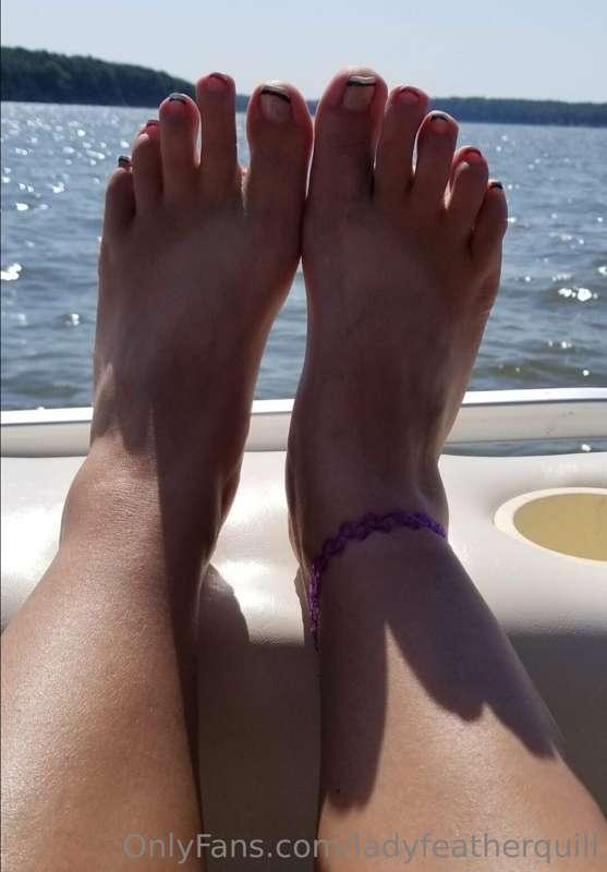 Soles getting some sunshine 🌞