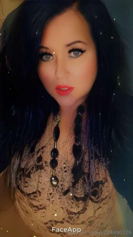 Do u like me with long hair? Would u take me out baby xx