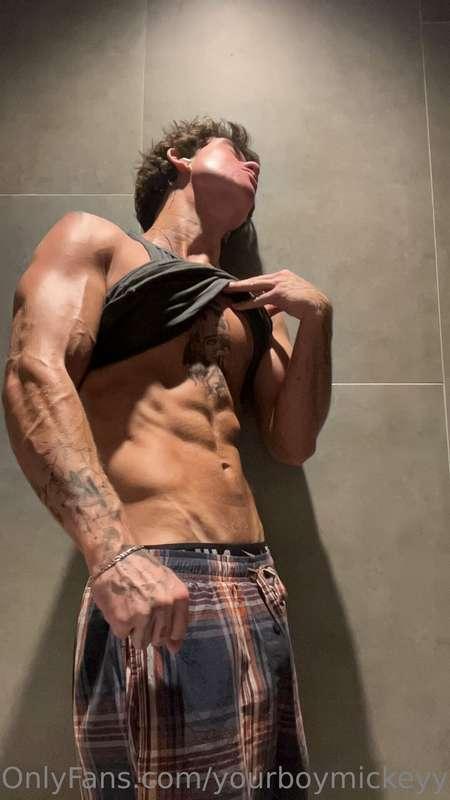 Only a couple spots left for the 50% OFFF ON THE VIP @yourbo..