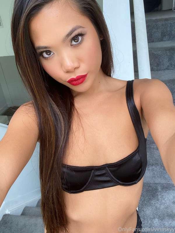 Naughty thoughts 24/7 😏