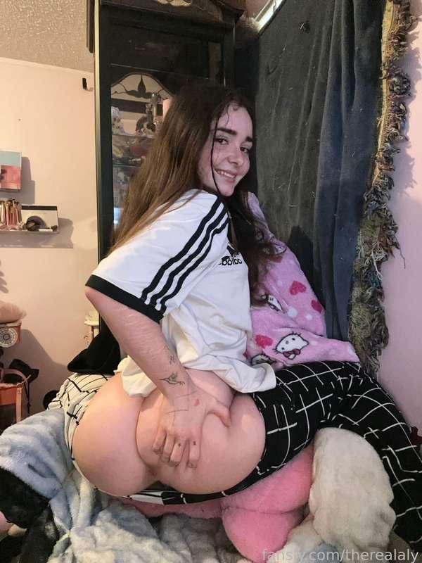 therealaly image #18
