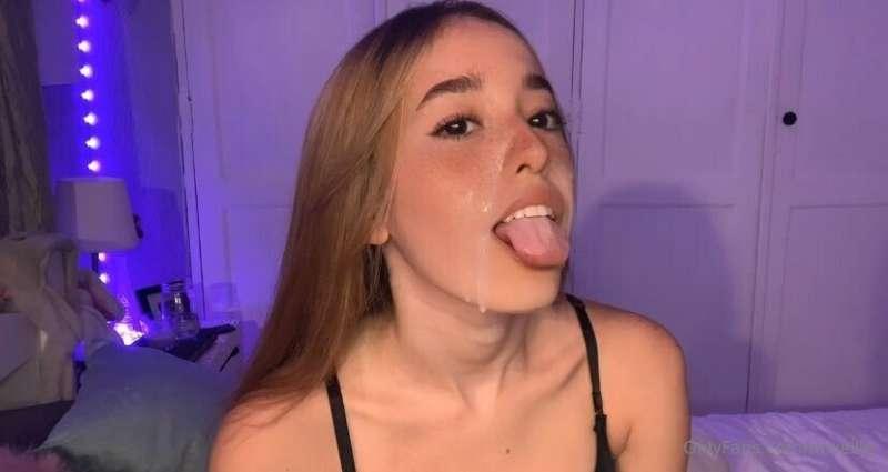 need someone to cum all over my face expeditiously