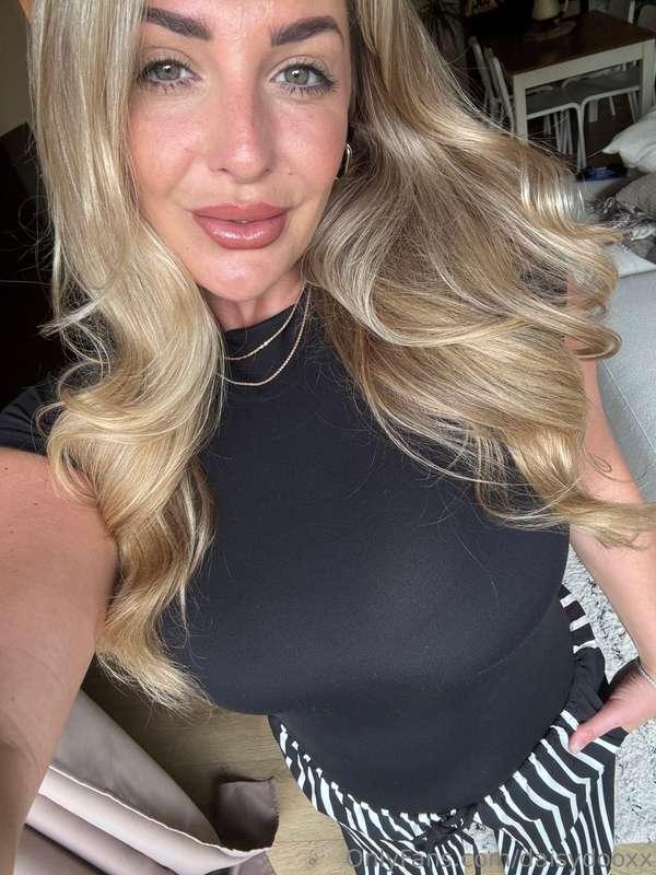 How are you babe! Who enjoyed that sale then 😈😈