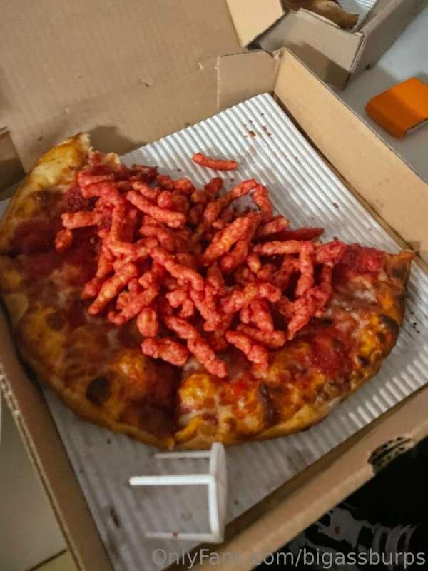 hot cheeto pizza burps