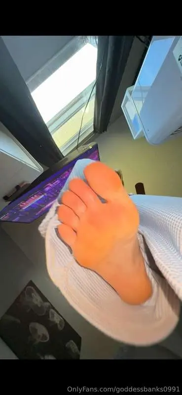 Super LONG SLOWMO GIANTESS 😍😍