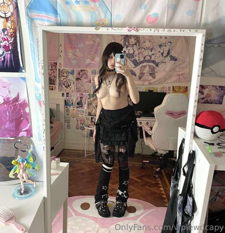 emo girl photoset and videos