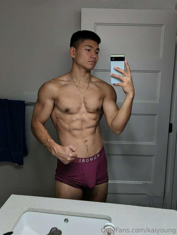 little bulge 😂