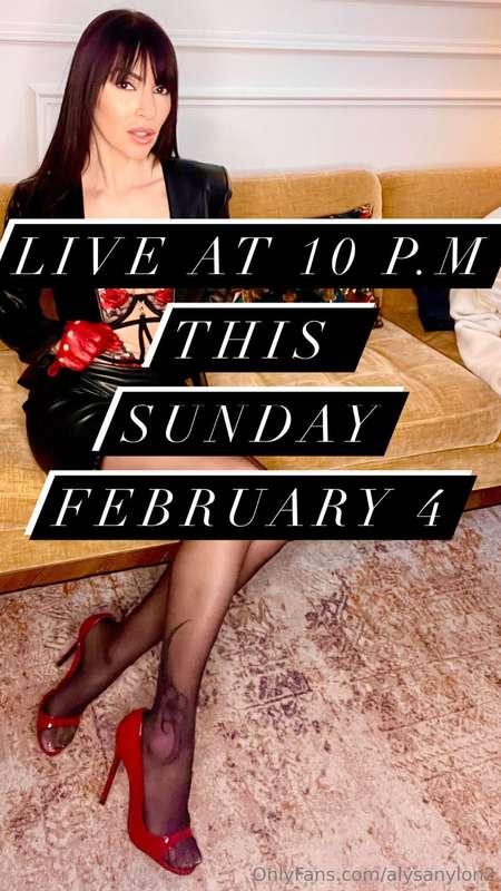 🔥TONIGHT LIVE CAM HARD AT 10 P.M. SPECIAL LEATHER GLOVES AND..