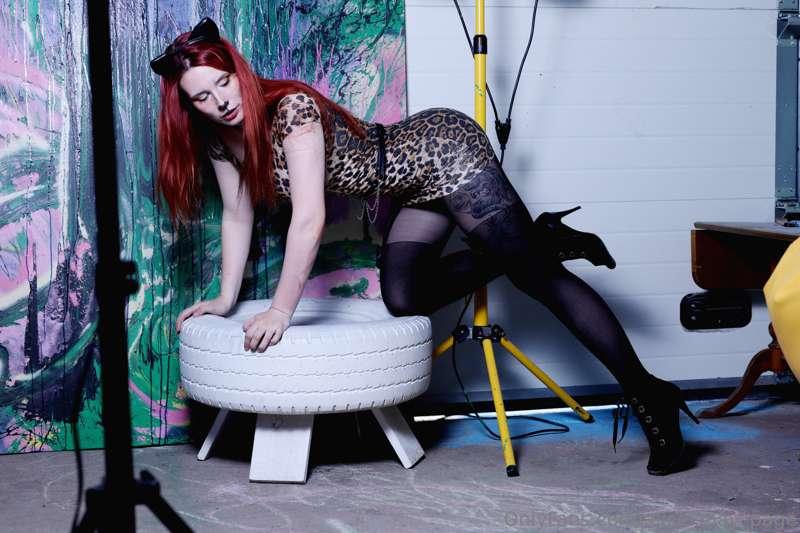 Sexy kitty is ready for new adventures! May 2025 be full of ..