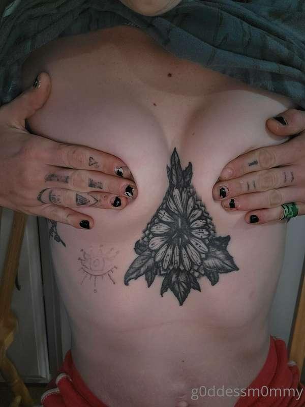 g0ddessm0mmyfree image #0