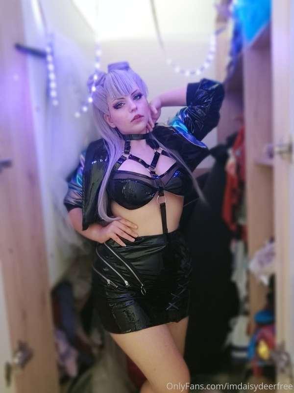 More Evelynn photos of this here https://onlyfans.com/imdais..