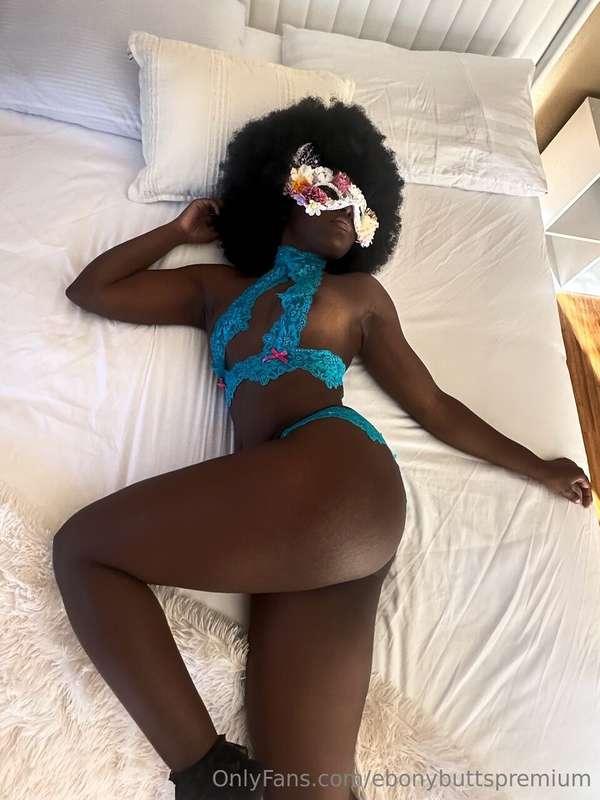 ebonybuttspremium image #3